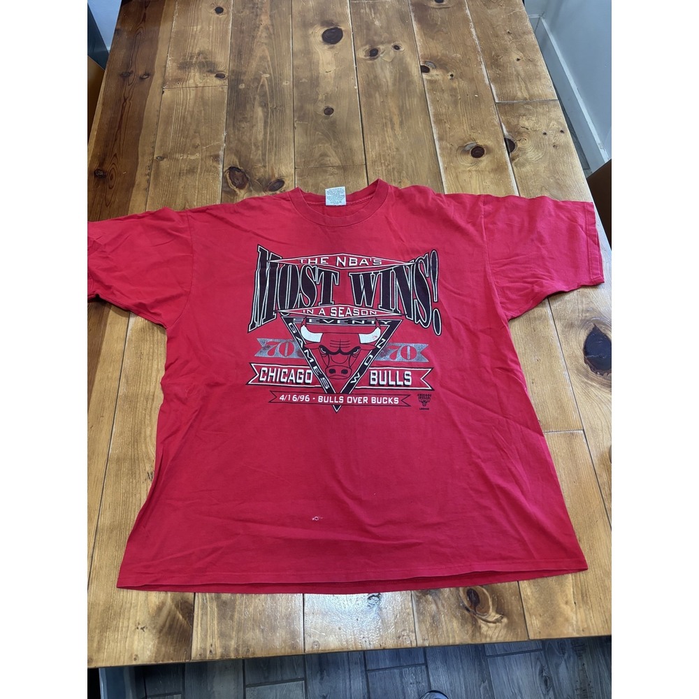 Vintage 1996 Chicago Bulls 70 Wins NBA Season Champions T-Shirt Men's XXL Gildan